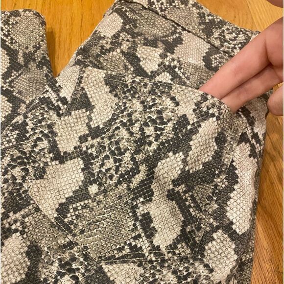 H&M size 6 snake skin print skinny jeans jeggings - Picture 3 of 4